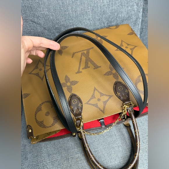 Louis Vuitton OntheGo GM MONOGRAM reverse tote bag ❗️FIRM PRICE❗️ - Picture 9 of 13
